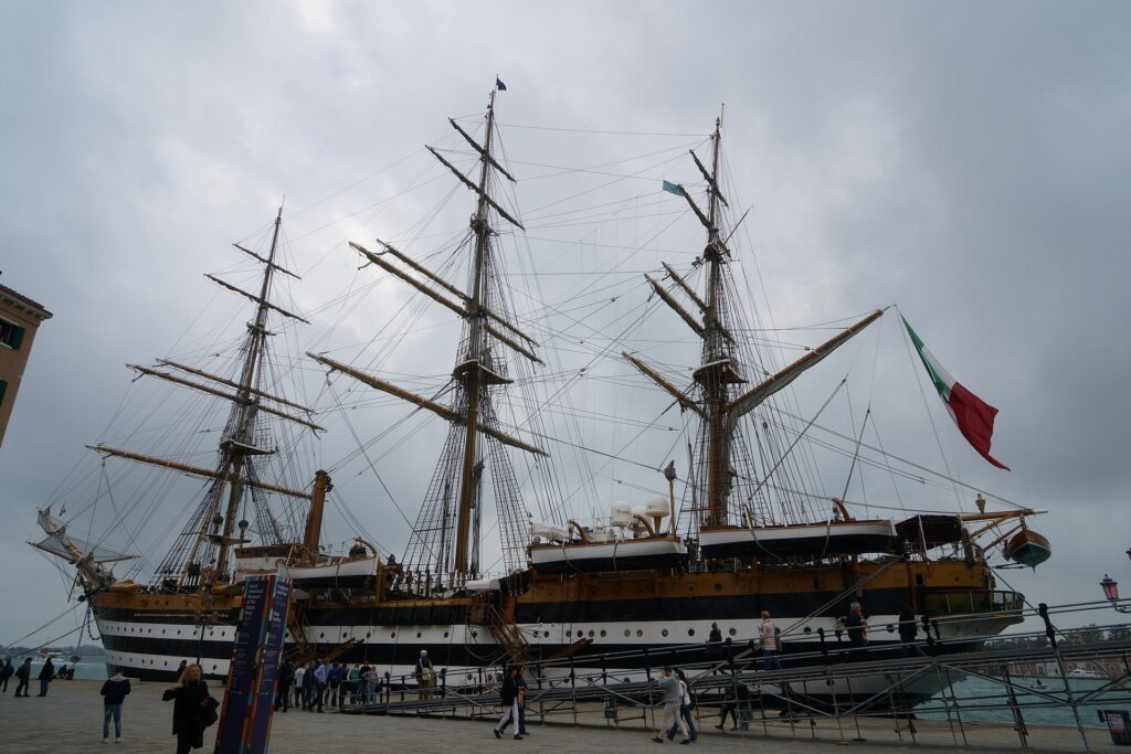 Sul veliero Amerigo Vespucci le campagne d’istruzione Marina Militare