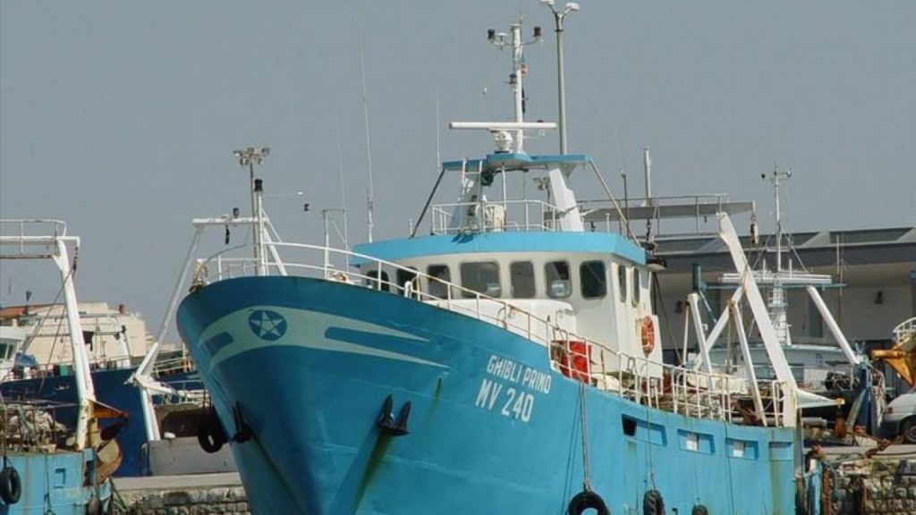 Pesca ai tempi del Coronavirus, pescherecci a mare ma è in forte calo