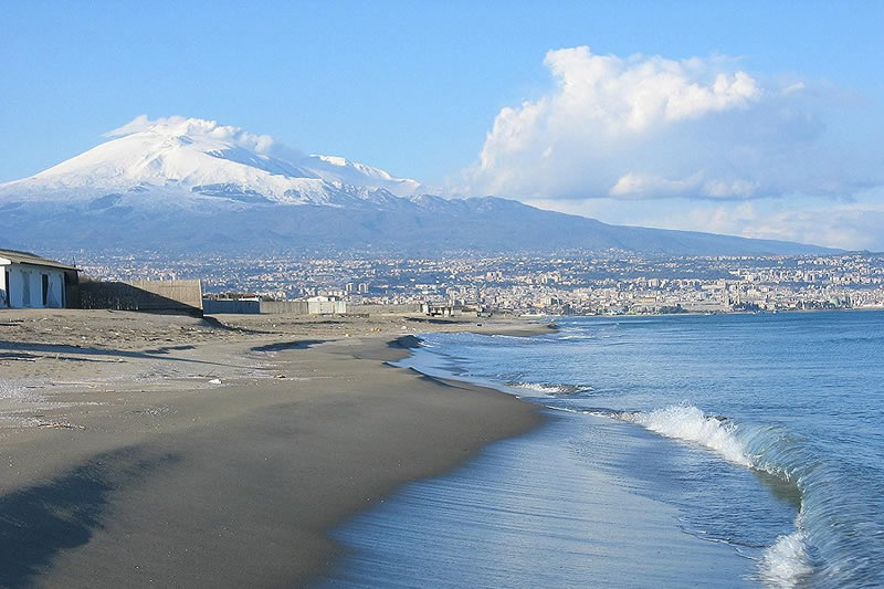 Viaggi, ecco le mete degli italiani dopo la quarantena: prima la Sicilia