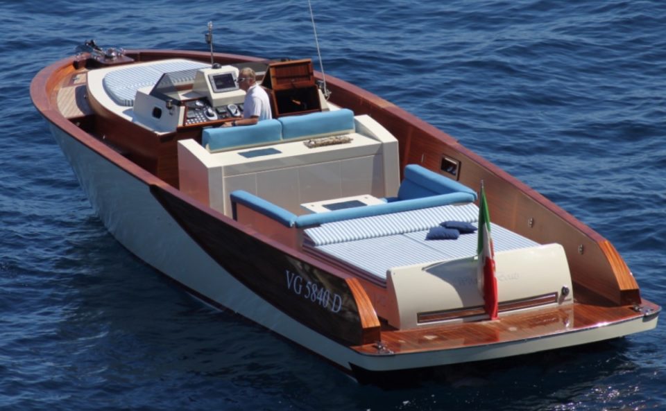 Wooden Boats WB40 Classic in legno e fibra di carbonio