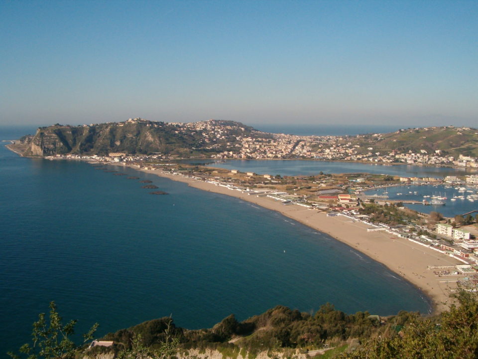 Spiagge Campi Flegrei, da domani si riapre a Pozzuoli e Bacoli