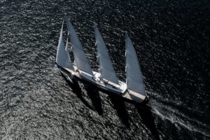 Sea Eagle II "Airborne", il più grande yacht a vela con scafo in alluminio