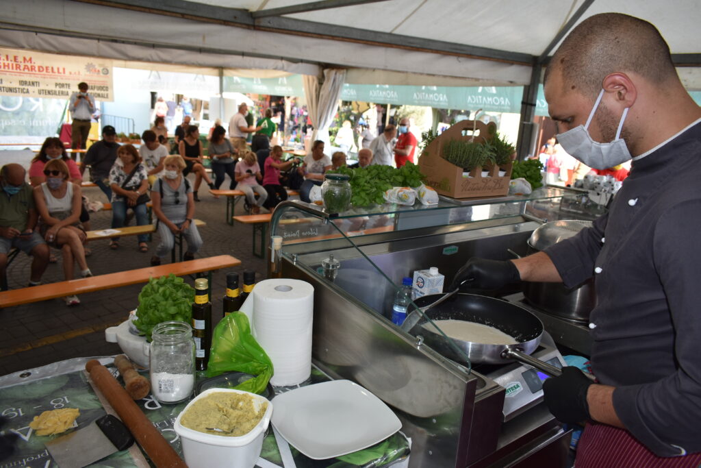 Diano Marina, un successo di pubblico la prima giornata di Aromatica