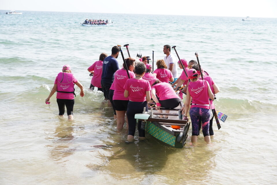 Scauri “Mare senza barriere”: una pagaiata contro il tumore al seno
