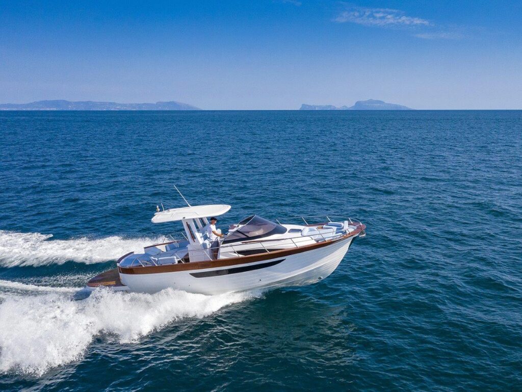 Gozzi Mimì partecipa alla prima edizione del Salone nautico di Bologna