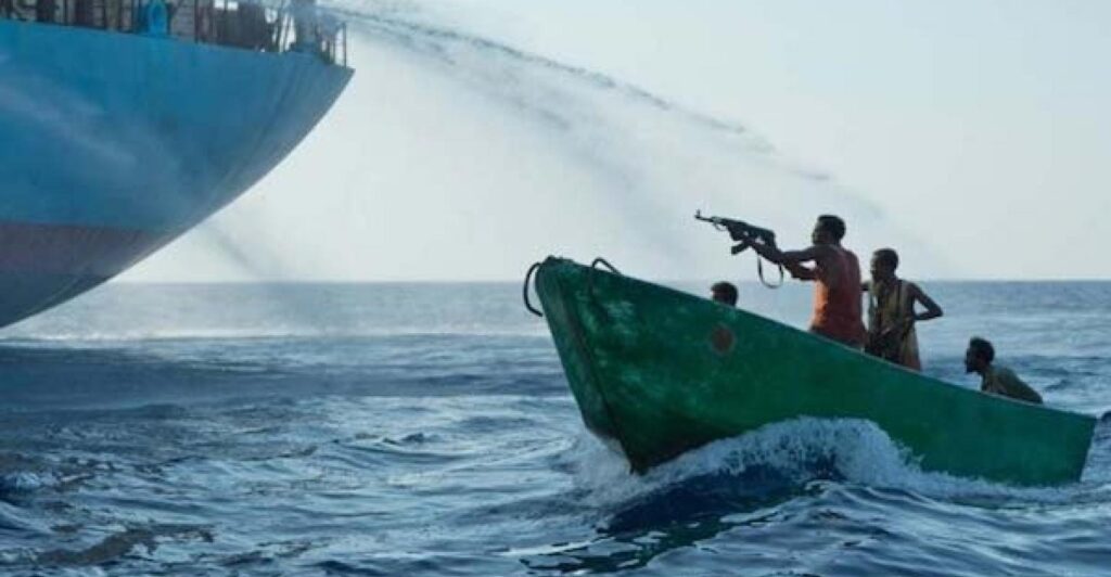 Pirati, Messina (Assarmatori): “collaborazione marina mercantile e Militare”
