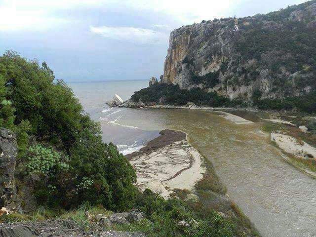 Cala Luna, sfigurata dall'alluvione una delle spiagge più belle della Sardegna