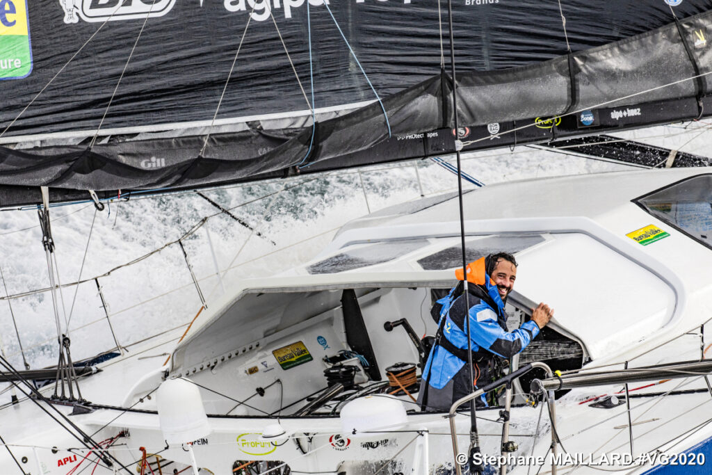 Vendée Globe, Charlie Dalin fa rotta verso il Capo di Buona Speranza